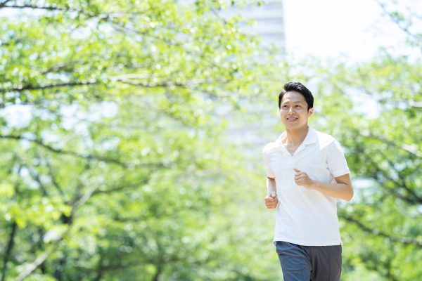 【男性向け】ランニングは顔痩せに効果あり！？～シュッとした素敵な笑顔を～